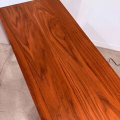 ハイテーブルの画像