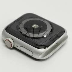 Apple Watch Series 5/GPS+セルラー/40mm/A2156/シルバー〈MWX12J/A〉 (2)の画像