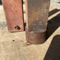 🔷🔶🔷ww5/32 鉄製 作業台 自作 W79×D75×H140.5cm 製作 溶接 加工 作業 ガレージ 倉庫 工場 中古品 ★直接引取限定◎🔷🔶🔷の画像