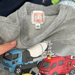 90サイズ　長袖　男の子　恐竜　トミカ　の画像
