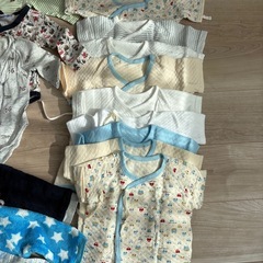 赤ちゃん用のお洋服まとめの画像