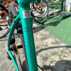 No.557 クロスバイク ジャイアント ESCAPE R3整備済み24速の画像