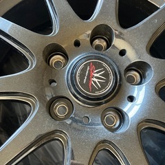 ブリジストンVRX3  215\60R16 使用700km程度 の画像