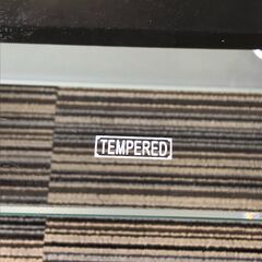 ☆TEMPERED ガラステーブル ローテーブル センターテーブル モダン おしゃれ 約60×120㎝ インテリア 中古（NF251121）Zi-2336の画像