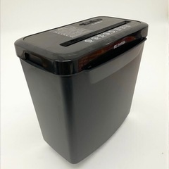 IRIS OHYAMA 電動シュレッダー A4サイズ P5GCX シュレッダー 通電動作確認済み 中古品販売 11Dの画像