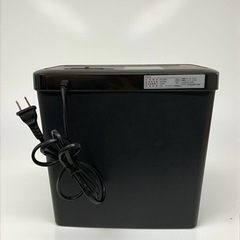 IRIS OHYAMA 電動シュレッダー A4サイズ P5GCX シュレッダー 通電動作確認済み 中古品販売 11Dの画像