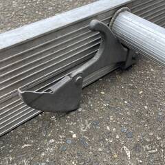 🔷🔶🔷ww5/27 2連はしご 全長5m20cm 縮長3m アルミ 梯子 はしご スライダー 高所 現場 工事 昇降器具 ★直接引取限定◎🔷🔶🔷の画像