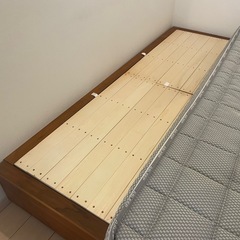 アイシンASLEEP、無印良品セミダブル木製ベッド 引き出し式収納の画像