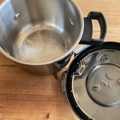 ティファール圧力鍋6Lの画像