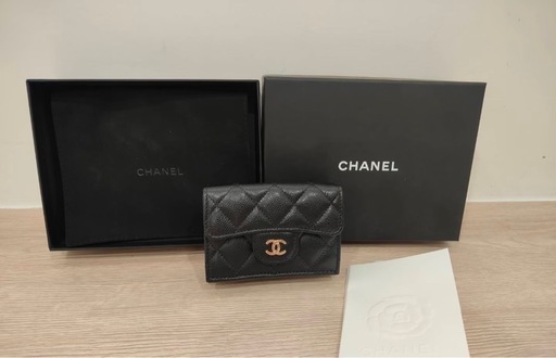 シャネル財布　キャビアスキン　３つ折り財布