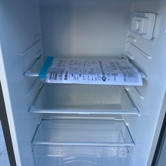 新品同様　2022年製　SHARPノンフロン冷凍冷蔵庫　2ドア　SJ-H13E-Sの画像