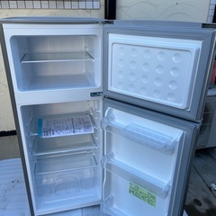 新品同様　2022年製　SHARPノンフロン冷凍冷蔵庫　2ドア　SJ-H13E-Sの画像