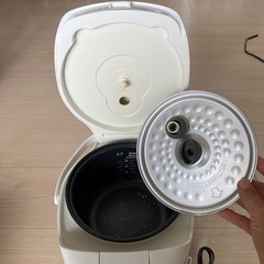 【11/30まで！清掃済】タイガー3合炊き炊飯器②の画像
