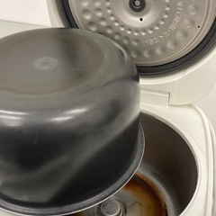 M241　タイガー マイコン炊飯ジャー JBH-G101 炊飯器 1.0L 5.5合の画像