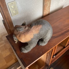 熊の木彫りの画像