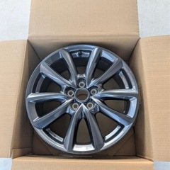 マツダ3 純正ホイールの画像