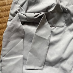長ズボン　薄手　未着用　Lサイズ　レディース　右側にリボンの画像