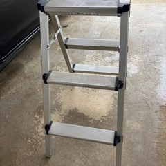 3段脚立
の画像