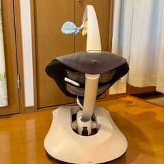 【送料無料】電動バウンサー 4moms rockaRoo ロッカルーの画像