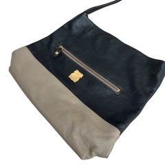 美品⭐️efffy 日本製ハンドメイド レザーショルダーバッグの画像