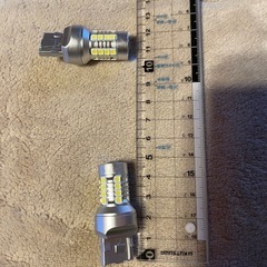 LEDバルブ（T20）の画像