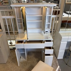 ドレッサーセット　一生紀の画像