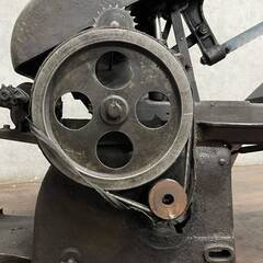 🔷🔶🔷ww5/23 村橋製作所 弓鋸盤 GREAT CAPTAIN 200V 弓鋸 切断機 切断 鋸 鋸盤 工具 鋼鉄 製作 中古 動作未確認 ※ジャンク ★直接引取限定◎🔷🔶🔷の画像