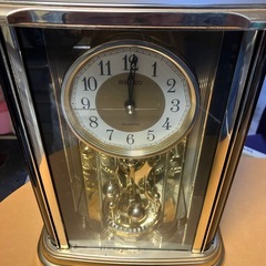 セイコーのクォーツ置き時計