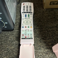 ★希少品 SHARP ピンクカラーの液晶テレビの画像