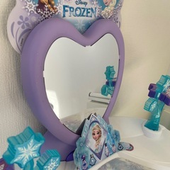 【前橋市直接受け渡し】アナと雪の女王　エルサ　ドレッサー　トイザらスの画像