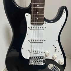 お値打ち! !ストラトタイプ エレキギター+ミニギターアンプ+ソフトケース他の画像