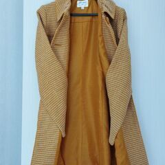 未使用のレディスコートの画像