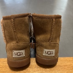 ♡UGG キッズブーツ　14.5cm♡の画像