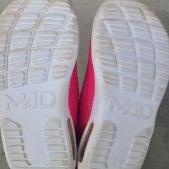 〔MAD FOOT〕キッズ用シューズ　15.5cmの画像