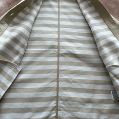 クロコダイルCROCODILEスプリングコート ステインカラーコートトレンチコートアウター冬服秋服春服ベージュ無地サイズM 肩幅約40センチ身幅約49センチ袖丈約53センチ着丈約68センチレディースLADYS女性用婦人ウィメンズwomen’sの画像