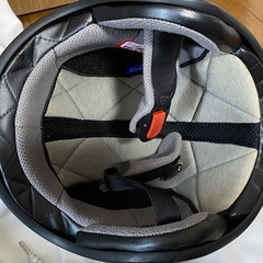 OGK Bob ジェットヘルメット　funky skull gear バブルシールド付です。の画像