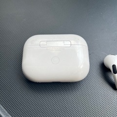 AirPods Pro2 ケース右耳のみ。の画像