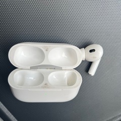 AirPods Pro2 ケース右耳のみ。の画像
