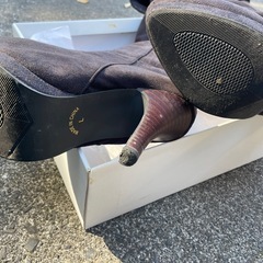 スエードロングブーツ黒の画像