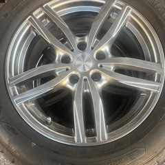 225/60R17,2018年,17✖️7J  4つのタイヤはすべて良好な状態です。  の画像