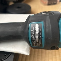 マキタ　充電式チップソーカッタ　SC251D 中古美品の画像
