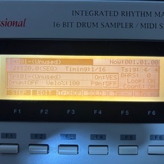 Akai mpc 2000 ver 1.72の画像