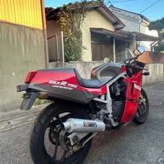 初期型GSX-R750 GR71F  マッククレーンバックステップ　車検令和8年10月まで の画像