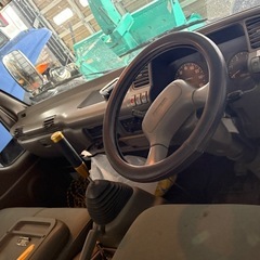 いすゞ イスズ エルフ 3t 4段ユニック車 中古 ラジコン 夏冬タイヤホイール付き の画像