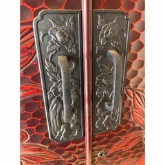 鎌倉彫り　箪笥　美品　現状　玄関渡しの画像