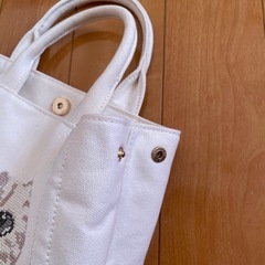 猫のハンドバッグの画像