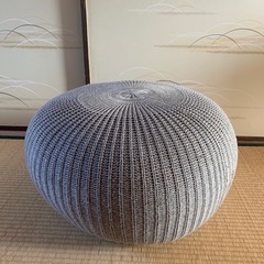 IKEA プーフ　クッション　スツール　オットマンの画像