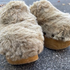 モコモコ可愛い厚底サンダルの画像