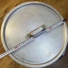 アルミ寸胴鍋 フタ付き 約33cm×33cm／引き取り限定の画像