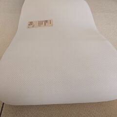 【ほぼ新品】無印良品 寝返りを受け止める枕 1日のみ使用の画像